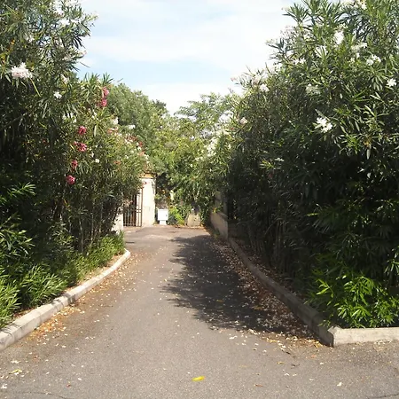 Studioflat Battistini * Roma